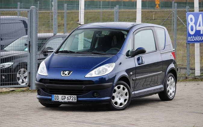 Peugeot 1007 cena 9900 przebieg: 123000, rok produkcji 2006 z Jędrzejów małe 407